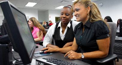 https://www.hccc.edu/news-media/resources/images/06032025-stem-award-thumb.jpg