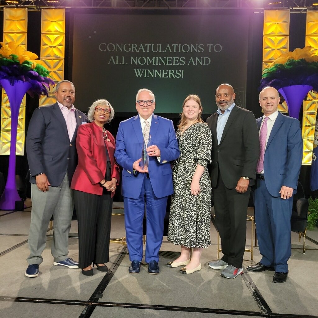 Hudson County Community College (HCCC) received the Association of Community College Trustees (ACCT) inaugural national Impact and Success Award. Hudson County Community College (HCCC) received the Association of Community College Trustees (ACCT) inaugural national Impact and Success Award.