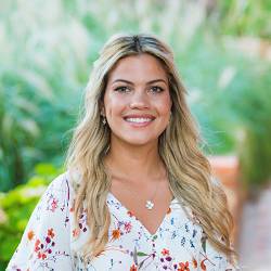 Katherine Morales Headshot